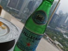-深圳星河丽思卡尔顿酒店