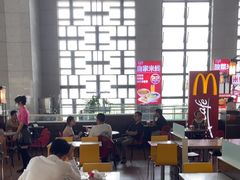 -麦当劳(高铁南站店)