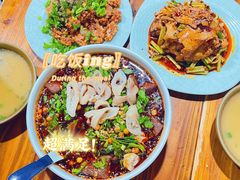 -朱大嘴肥肠血旺(福字街店)
