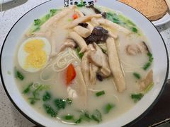 -阿达师傅鱼汤面