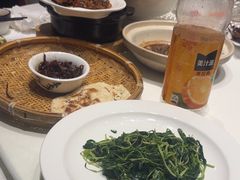 -梅花香里大酒店(郁金香路店)