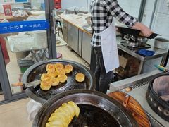 -老七家湾第一锅贴店(岗虹苑小区店)