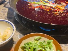 -六公里老火锅(总店)