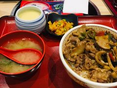 麻辣菌菇烧肉丼-食其家·牛丼咖喱(蚂蚁金服店)