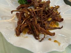 -渝君重庆火锅(嘉宾路店)