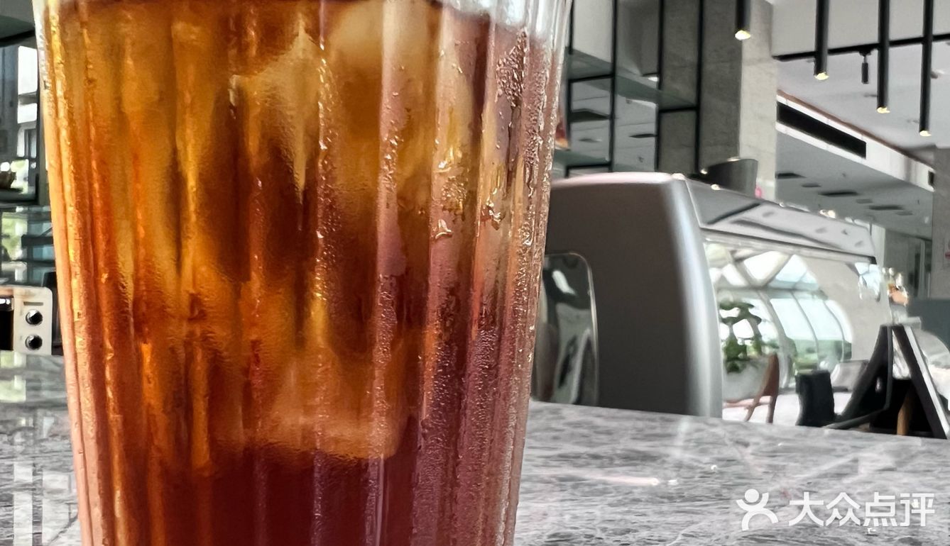 北京夏日｜雨后午间时光必须来一波抹茶拿铁☕️