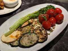 -LESCEDARS  Bistro香柏树(外滩店)