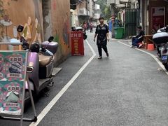 -梁阿婆廿年老牌扣肉糯米饭