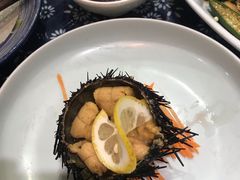 生吃海胆-映像威海·海鲜味道(市区店)