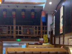 -青瓦餐厅·生鱼片·韩园烤肉(西塔店)