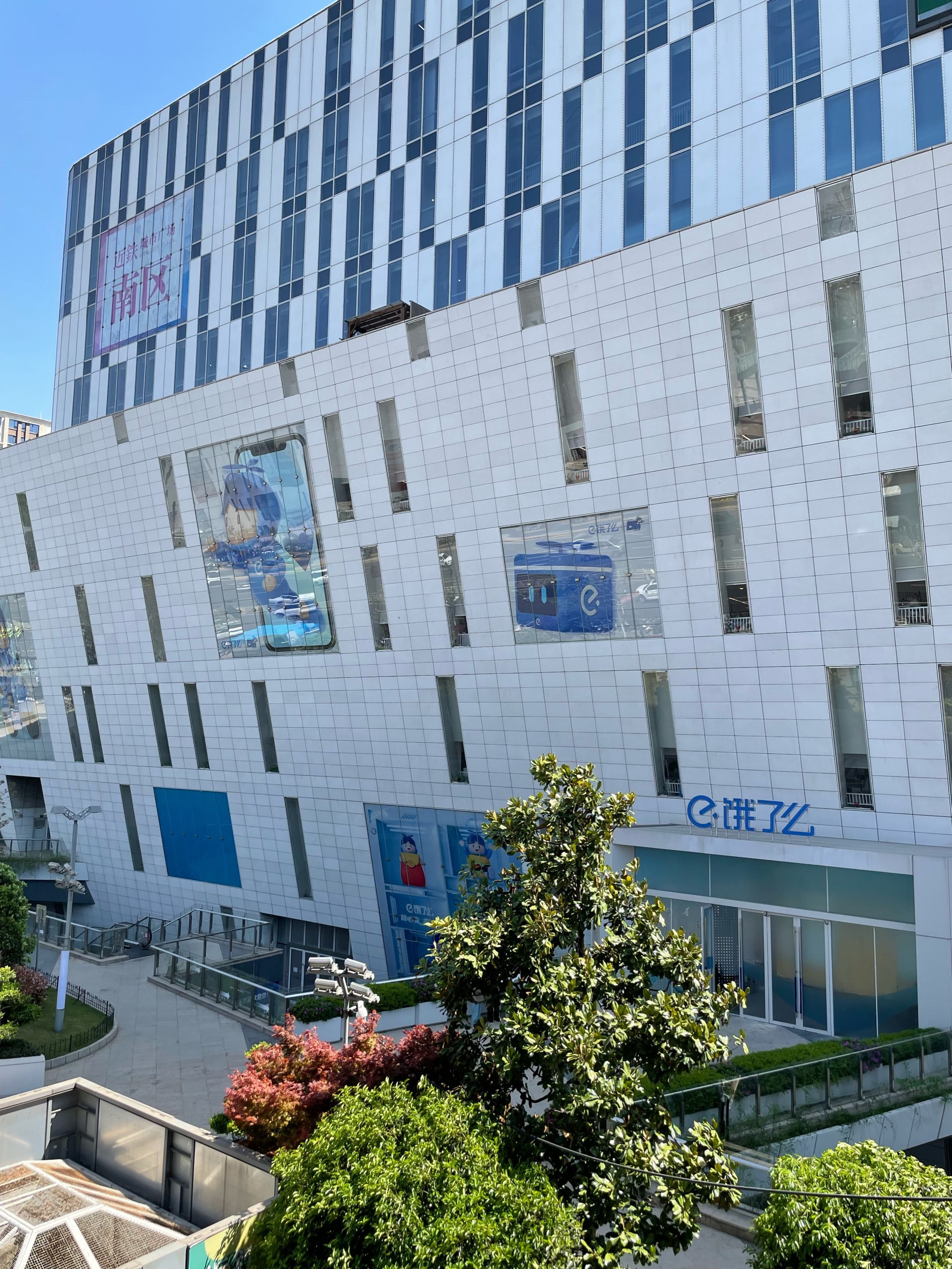 近铁广场何以落寞至此