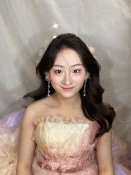 -都市丽人婚纱摄影