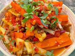 酸辣鸡脚-浩海火烧云傣家菜(京广店)