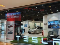 -TESLA 特斯拉(北京颐堤港体验店)