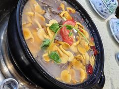 -九寨沟特色牦牛肉汤锅