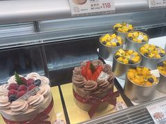 -花花卷卷·鲜食蛋糕(静安久光百货店)