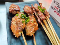 -龙巢盱眙龙虾·鸡煲·烧烤宵夜(坪洲店)