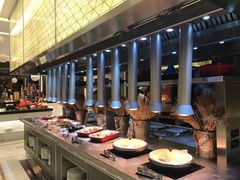 自助取餐区-索菲特酒店 · 云尚天际自助餐厅