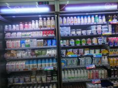 零售区-全家便利店(东直门店)
