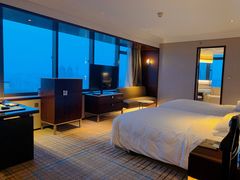 -上海龙之梦万丽酒店