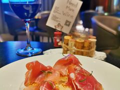 -wineapp葡萄酒餐吧(外滩金融中心店)