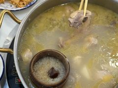 -朴小妹人参鸡汤火锅(长白山万达店)