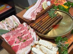 -轻烧烤肉(光谷步行街店)
