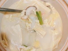 -小六汤包·西安老字号·中华名小吃(高新四路店)