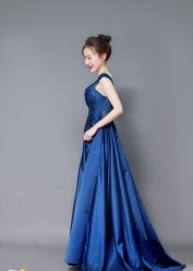 -完美新娘婚纱摄影