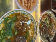 -金杨拉面王小吃面馆·牛三宝面·红烧牛肉粉