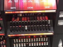-日上免税店(三径路t3店)