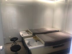 -LESSMORE科技头皮理容中心