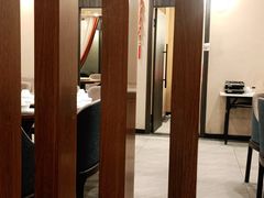 -有红鸡毛店·川菜(建设路店)