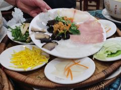 -桥香园云南过桥米线(金马碧鸡店)