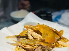 -头上红煨盐鸡乡村食府