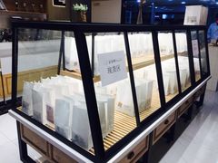 面包甜点陈列柜-爸爸糖吐司面包(南京鼓楼龙江店)