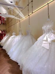 -伊莎贝尔品牌婚纱摄影