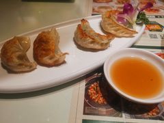 -雍哲港式餐厅(现代广场店)