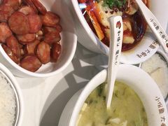 -渝是乎酸菜鱼·川渝小炒(新世界百货望京店)