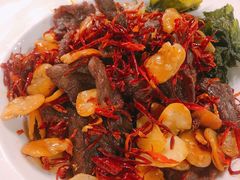 麻辣牛肉干-泓0871臻选云南菜·味庄