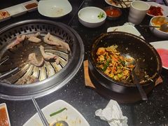 -木槿花韩式炭烤·熟成肉工坊(孙文东路店)