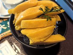 -曼听小寨海鲜烧烤·大连辣炒大王(盖州街店)