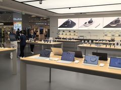 -华为授权体验店(中山公园来福士)