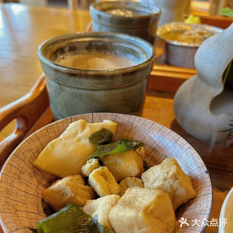 这么佛系的炸酱面，吃完浑身充满灵气儿，素斋界顶流！