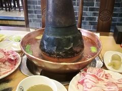 -盛元盛居传统炭火锅(绿园店)