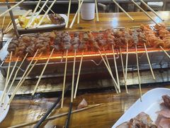 -哈尔滨小酒馆·鲜肉现穿自助烧烤(康新花园店)