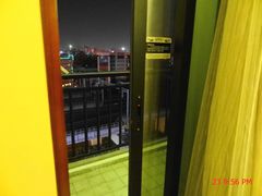 -天艺东环酒店(海口高铁东站龙湖天街店)