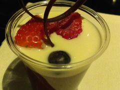 -澳门旅游塔360°旋转餐厅(南湾湖广场店)