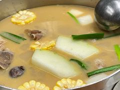 -肥仔文澳门猪骨煲(南京西路店)