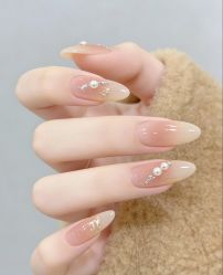 -H12 STAR日式美甲美睫专门店